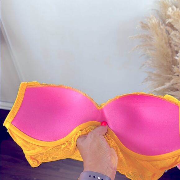 Victoria's Secret Pink Yellow Lace Bralette size Medium - Picture 9 of 11